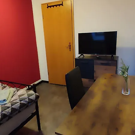 Ferien- Und Monteurswohnung Koethen/reinsdorf Apartament